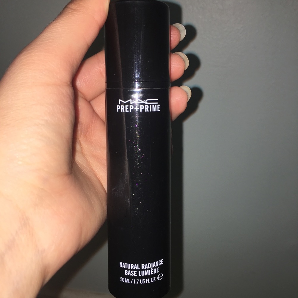 MAC Prep + Prime Natural Radiance Base (Primer)
